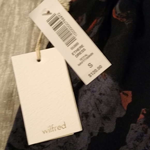 Dress - never worn - Picture 2 of 2